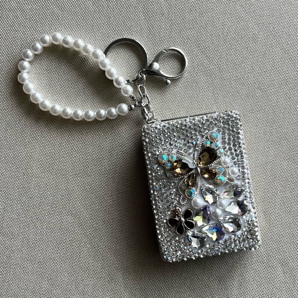 Rhinestone Compact Mirror – Magnifying – New – Wrist Strap - key chain - Picture 9 of 11